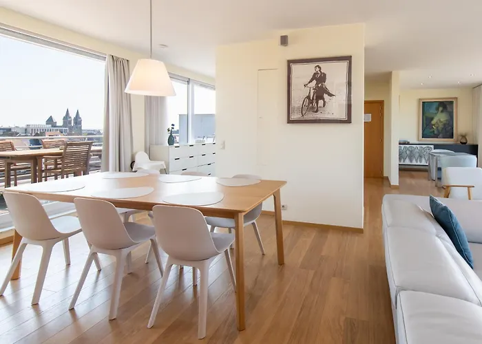 Penthouse With Seaview *